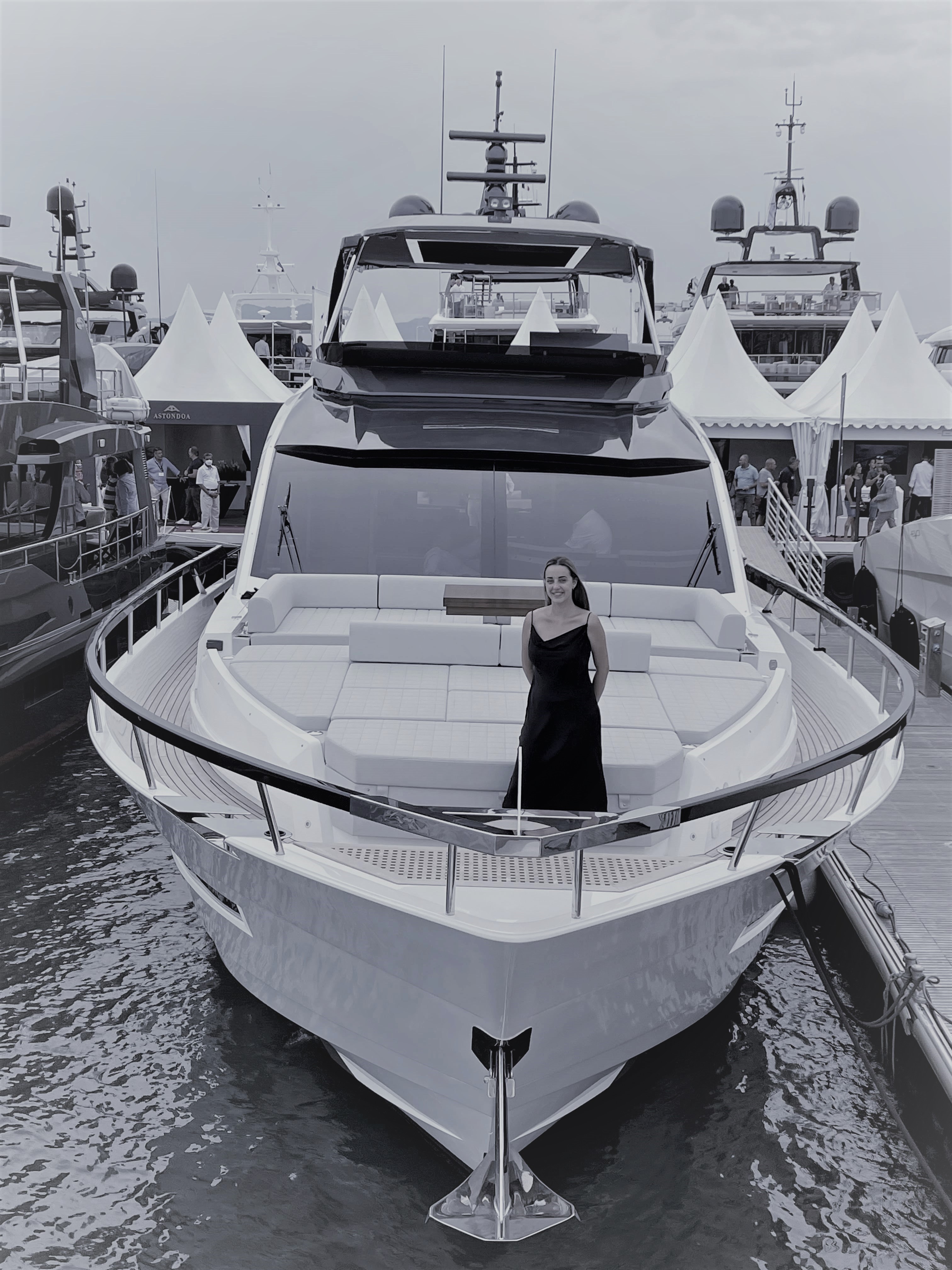 Nos despedimos de Cannes Yachting Festival felices de haber compartido el fruto de nuestro trabajo y la ilusión para seguir dando lo mejor